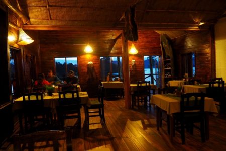 Mutanda Lake Resort restaurant