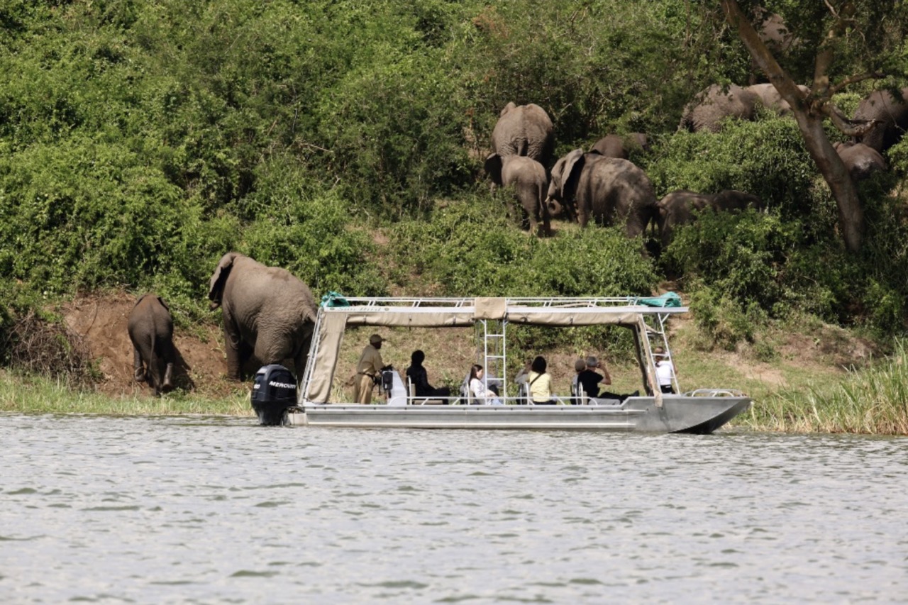 Boat cruises in Uganda